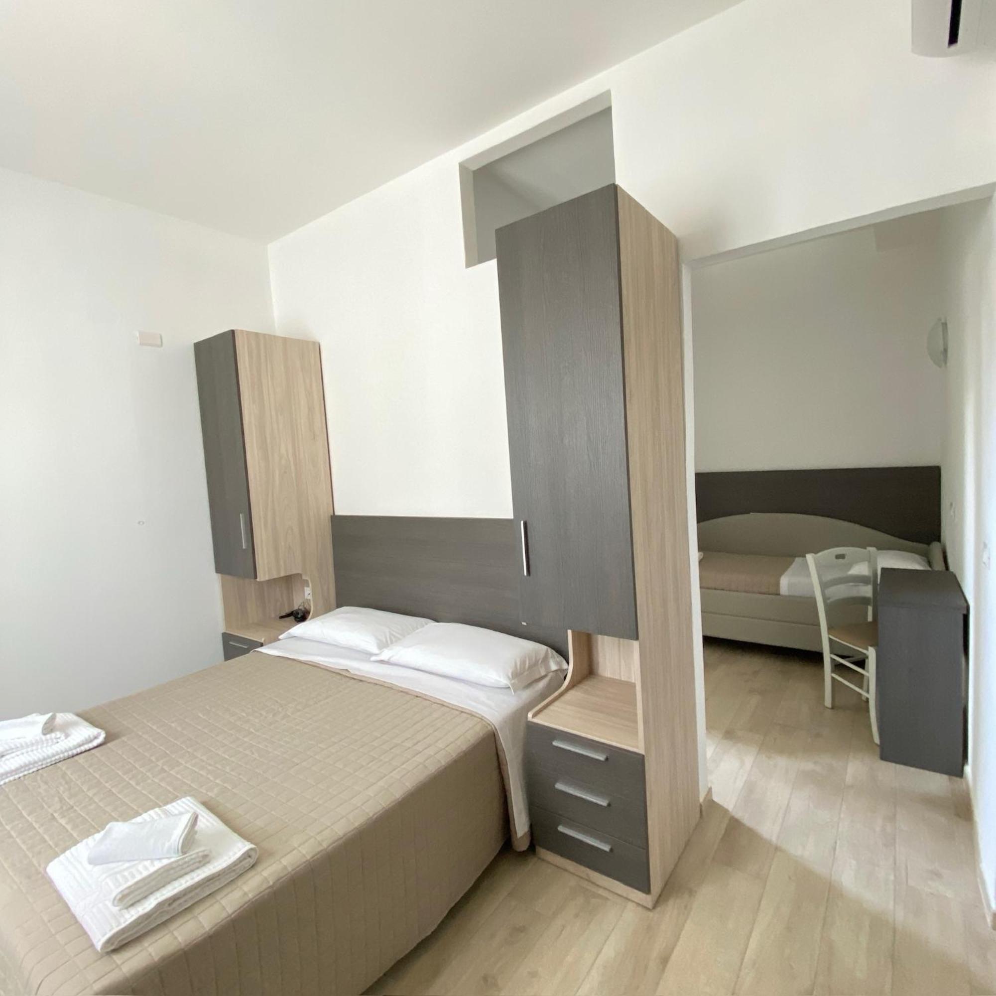 Hotel Bed And Book Rimini Zewnętrze zdjęcie