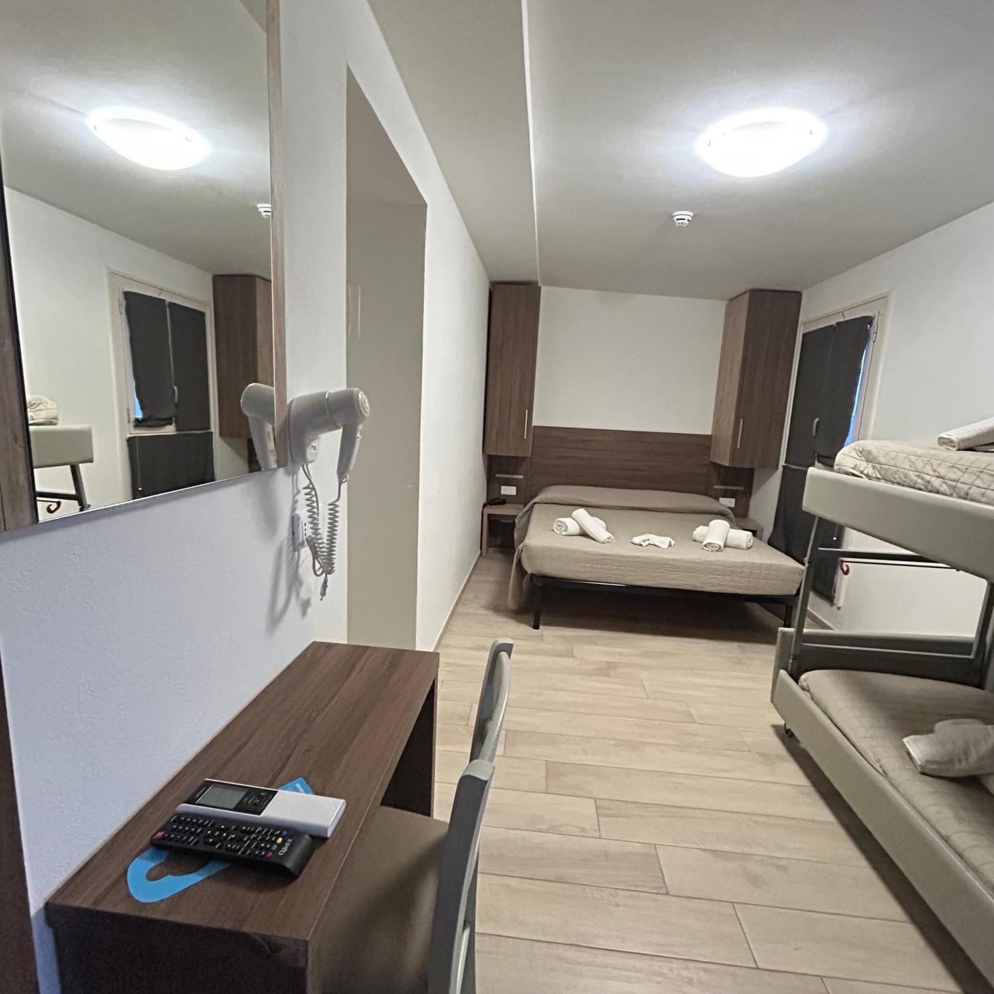 Hotel Bed And Book Rimini Zewnętrze zdjęcie